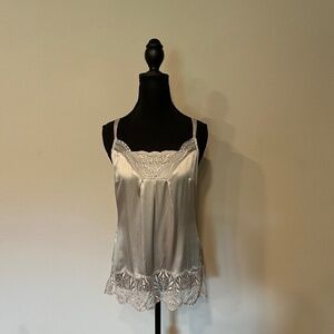 100% Silk Embroidered Lace Camisole Vintage White House Black Market Size XS